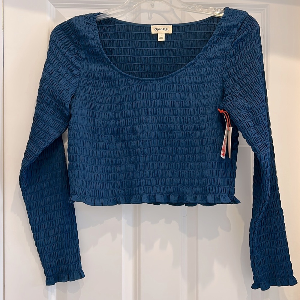 NORDSTROM OPEN EDIT Long sleeve NWT scoop Neck ruffled hem Crop Top size L
